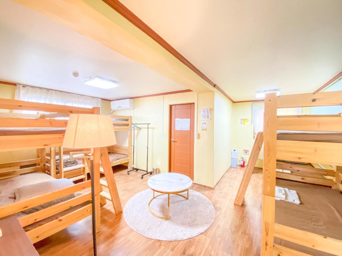 Empathy Guesthouse Тэгу Экстерьер фото